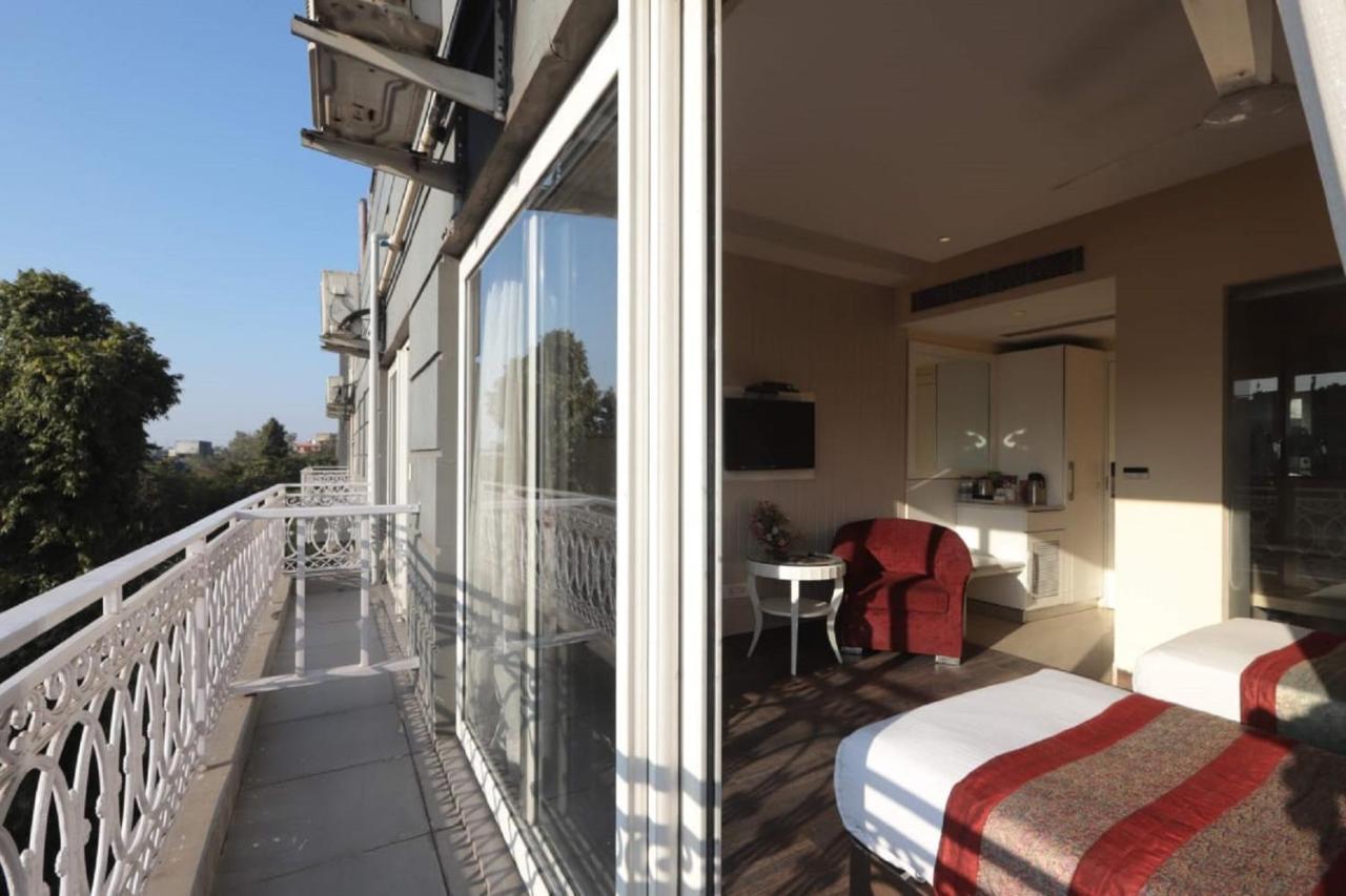 Hotel Picasso Prive Naraina Delhi - Couple Friendly Local Ids Accepted 3*
