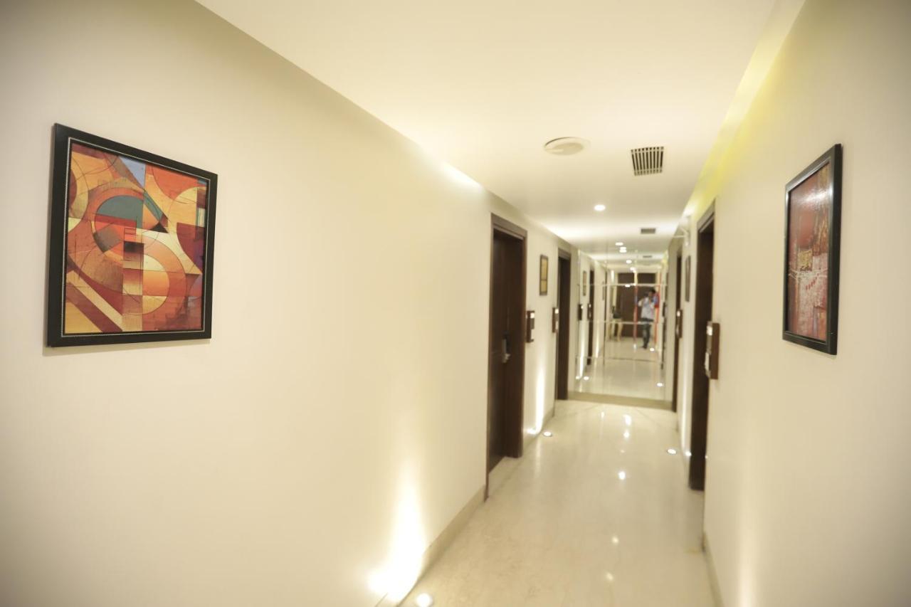 Picasso Prive Naraina Delhi - Couple Friendly Local Ids Accepted 3*