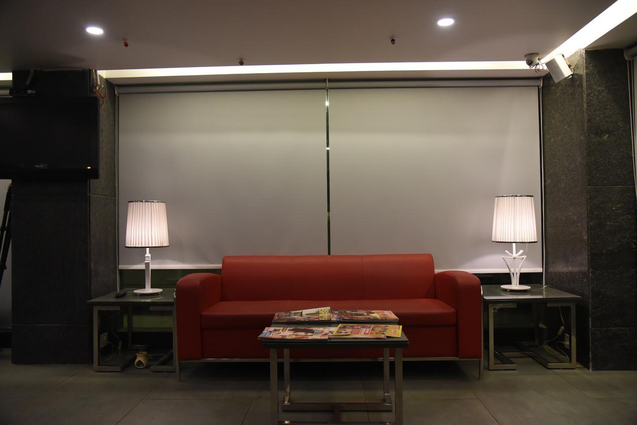 Hotel Picasso Prive Naraina Delhi - Couple Friendly Local Ids Accepted