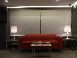 Picasso Prive Naraina Delhi - Couple Friendly Local Ids Accepted
